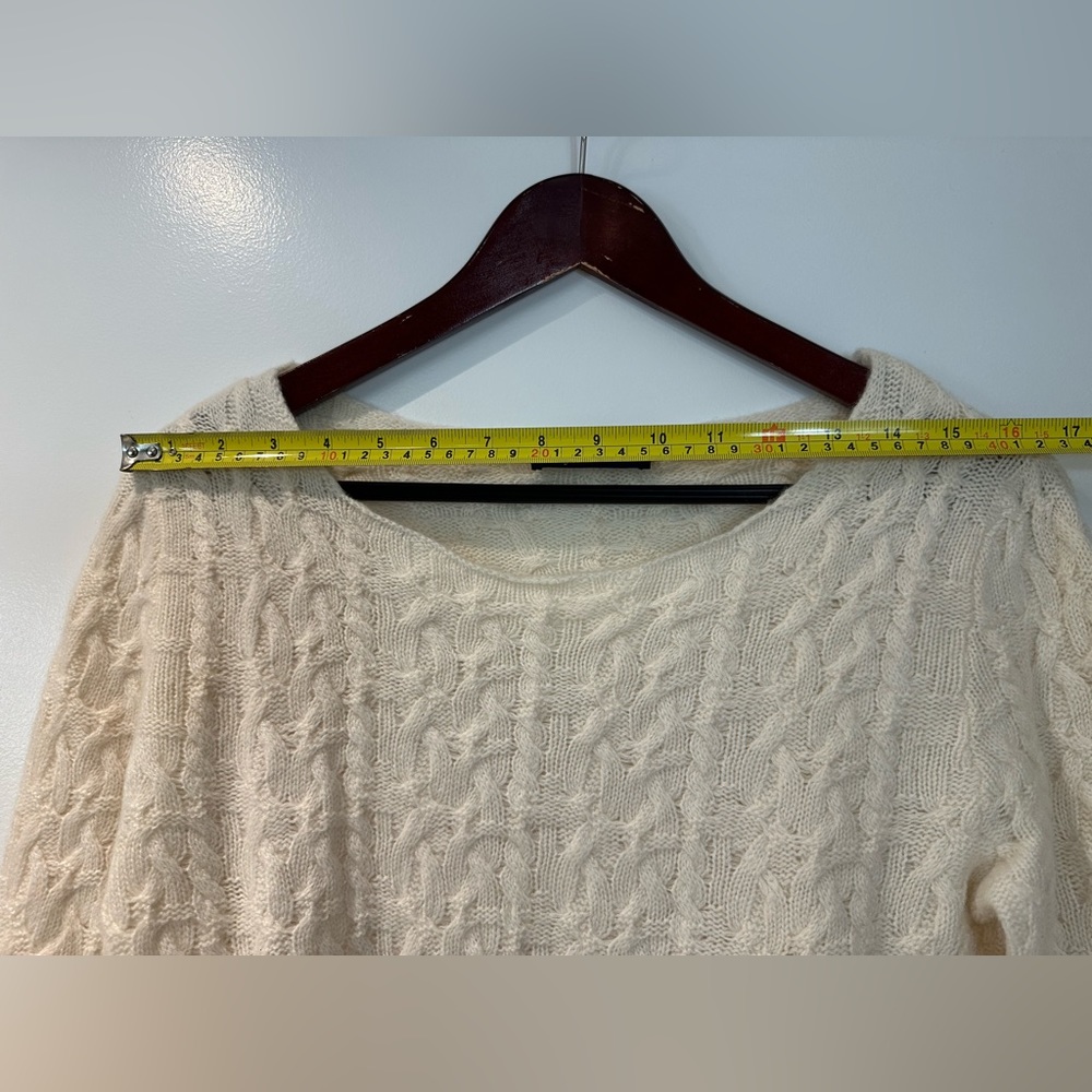 100% Mongolian Cashmere cable knit sweater in cream/off white—SO soft! XS/S - Picture 5 of 10